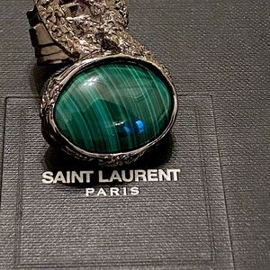SAINT LAURENT Green Gemstone Ring- Size 7(NEVERUSED)